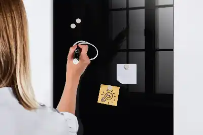 Magnetická kreslící tabule v černé barvě