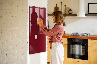 Magnetická psací tabule vínová