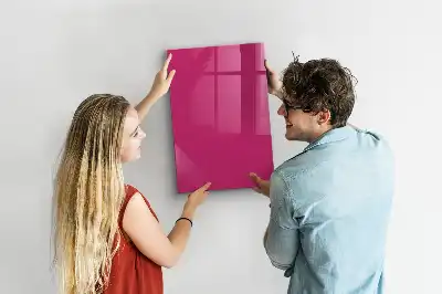 Magnetická psací tabule v sytě růžové barvě