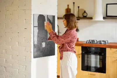 Magnetická kreslící tabule s motivem poškrábaného kovu