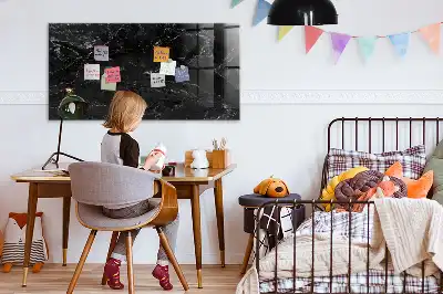 Magnetická tabule na kreslení v designu černého mramoru