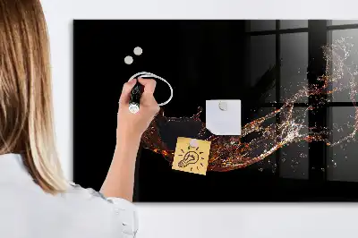 Magnetická tabule na kreslení v designu rozlitého nápoje