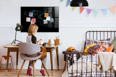 Magnetická popisovací tabule s motivem obrysů mapy světa