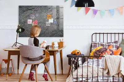Magnetická tabule na kreslení v designu vulkanické horniny