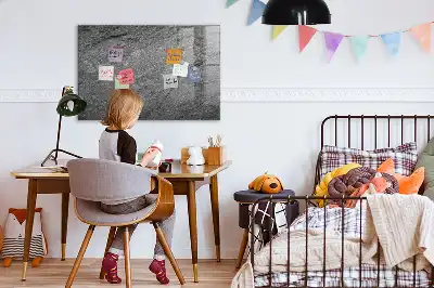 Magnetická tabule na kreslení v designu vulkanické horniny