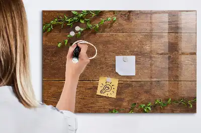 Magnetická tabule na kreslení v designu rustikálního dřeva