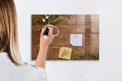 Magnetická tabule na kreslení v designu rustikálního dřeva