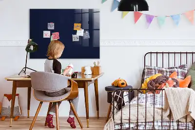 Magnetická popisovací tabule v tmavě modré barvě