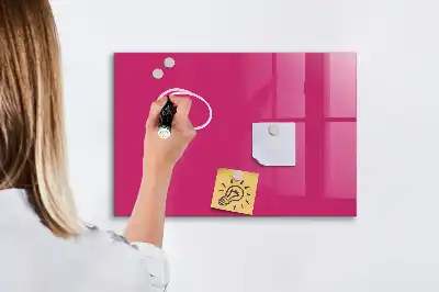 Magnetická popisovací tabule v sytě růžové barvě