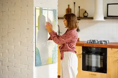 Magnetická popisovací tabule s dekorativním rámečkem