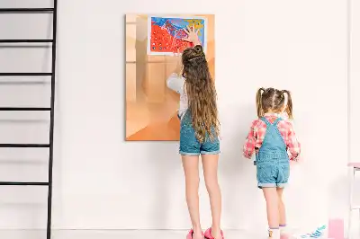 Magnetická tabule na kreslení s motivem abstrakce trojúhelníků