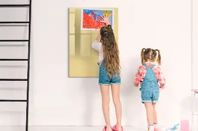 Magnetická tabule na kreslení krémová