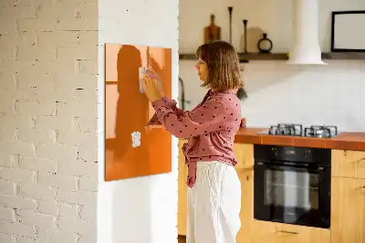 Magnetická tabule na kreslení oranžová barva