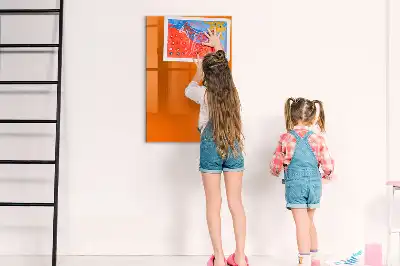 Magnetická tabule na kreslení oranžová barva