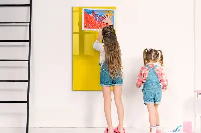 Magnetická tabule na kreslení ve světle žluté barvě