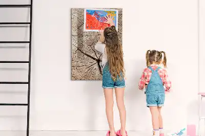 Magnetická popisovací tabule v designu průřezu stromem