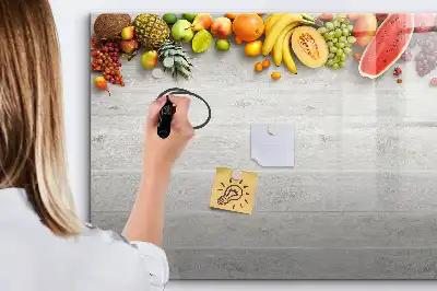 Magnetická tabule na psaní s motivem ovoce na stole
