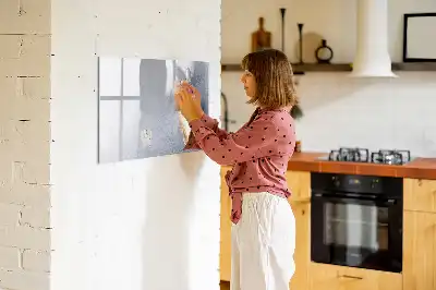 Magnetická popisovatelná tabule ve tvaru kousku dortu
