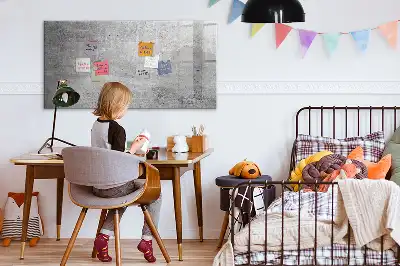 Popisovatelná magnetická tabule v dekoru surové zdi