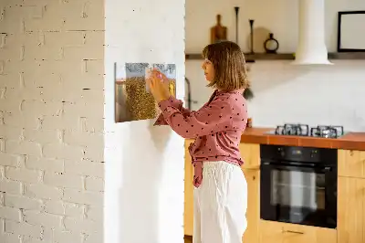 Magnetická kreslící tabule v designu půllitru piva