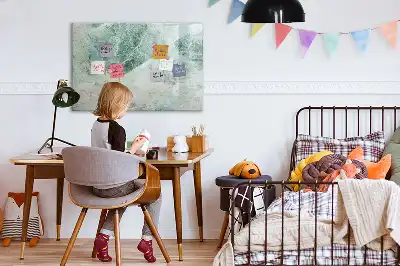 Popisovatelná magnetická tabule s mramorovým povrchem