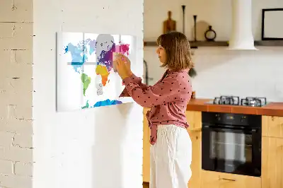 Magnetická kreslící tabule s motivem abstraktní mapy světa