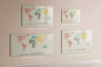Magnetická kreslící tabule v designu mapy světa z písmen