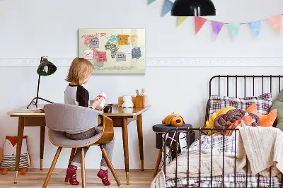 Magnetická kreslící tabule v designu mapy světa z písmen