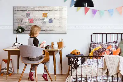 Magnetická kreslící tabule ve vzoru dřevěných prken