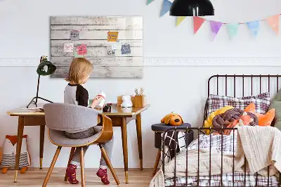 Magnetická kreslící tabule ve vzoru dřevěných prken