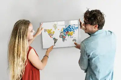 Magnetická tabule s mapou světa popisovatelná verze