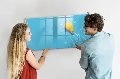 Magnetická kreslící tabule s motivem žárovky