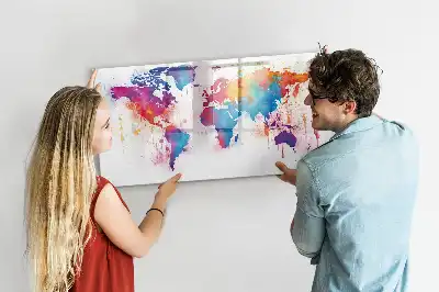 Mapa světa popisovatelná magnetická tabule
