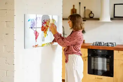 Akvarelová mapa světa popisovatelná magnetická tabule