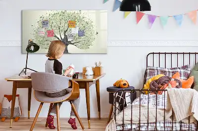 Popisovatelná magnetická tabule s motivem velkého stromu v přírodě