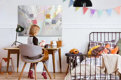 Popisovatelná magnetická tabule s mramorovým vzorem