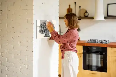 Magnetická kreslící tabule s motivem velkého stromu a přírody