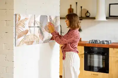 Popisovatelná magnetická tabule se vzorem listů
