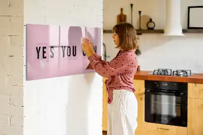 Popisovatelná magnetická tabule ano, dokážeš to