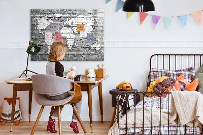 Magnetická kreslicí tabule v designu mapy světa na cihle