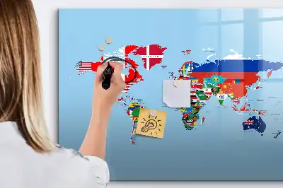 Magnetická kreslící tabule s motivem mapy se světem a vlajkami