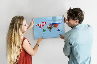 Magnetická kreslící tabule s motivem mapy se světem a vlajkami