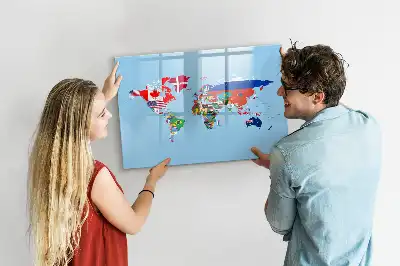 Magnetická kreslící tabule s motivem mapy se světem a vlajkami
