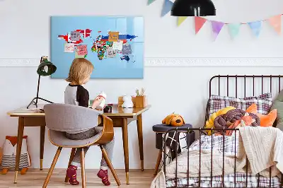Magnetická kreslící tabule s motivem mapy se světem a vlajkami