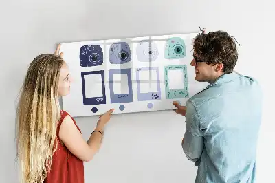 Magnetická tabule v podobě polaroidových rámečků