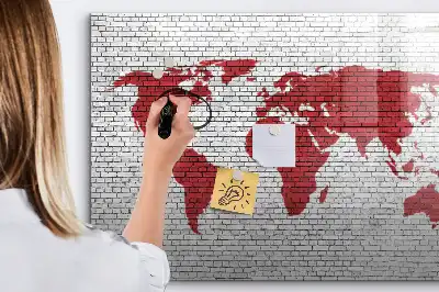 Magnetická tabule s mapou světa motivy cihelné zdi