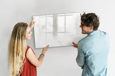 Magnetická kreslící tabule v elegantním mramorovém provedení
