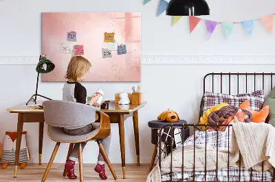 Popisovatelná magnetická tabule v designu růžového mramoru