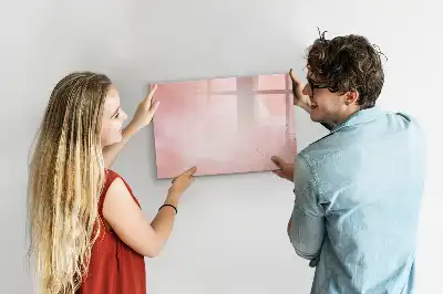 Popisovatelná magnetická tabule v designu růžového mramoru