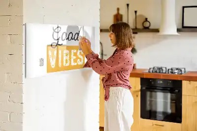 Popisovatelná magnetická tabule s motivem inspirativní věty